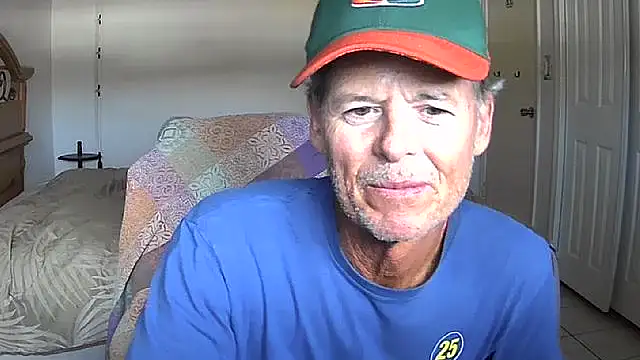 nakeedcowboi65 online show from 01-11-26, 07:41