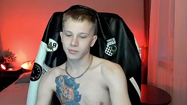 arlekincrop online show from 03-23-25, 04:27