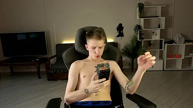 arlekincrop online show from 09-20-25, 01:34