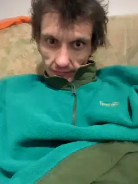 Snapshot of maciej chatting on 02-13-25, 07:42 maciej online show from 02-13-25, 07:42