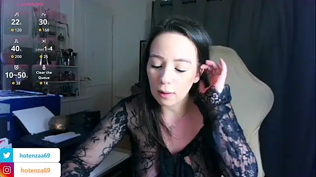 Snapshot of Hotenza69 chatting on 11-30-25, 03:49 Hotenza69 online show from 11-30-25, 03:49