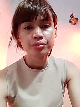QueenSoreal online show from 03-09-25, 04:44