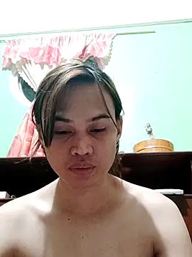 QueenSoreal online show from 11-15-25, 03:30