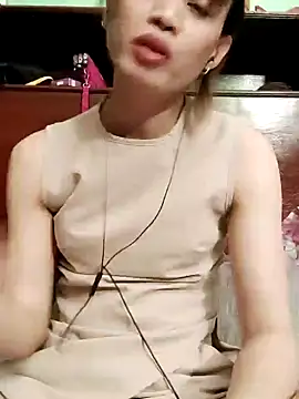 QueenSoreal online show from 03-29-26, 01:55