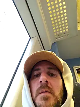 Snapshot of verylargecock chatting on 11-07-25, 12:05 verylargecock online show from 11-07-25, 12:05