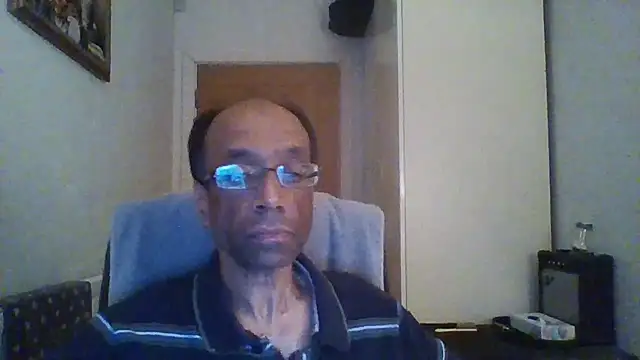 rauncher1 online show from 11-08-25, 09:24