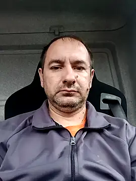 Snapshot of Venelin_ruse chatting on 12-04-24, 12:25 Venelin ruse online show from 12-04-24, 12:25