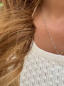 Brittanyrosexx online show from 10-09-25, 08:07