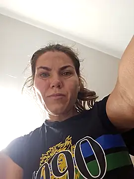 FeliciaKrige online show from 10-06-25, 08:17