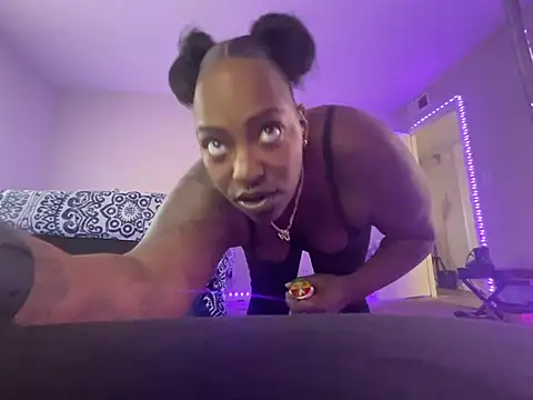 ChocolateTingz online show from 12-13-24, 02:16