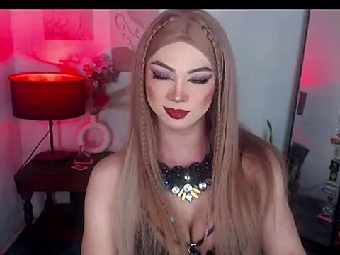 Snapshot of MagneticBeauty chatting on 10-30-25, 04:08 MagneticBeauty online show from 10-30-25, 04:08