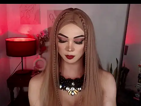 Snapshot of MagneticBeauty chatting on 10-31-25, 06:09 MagneticBeauty online show from 10-31-25, 06:09