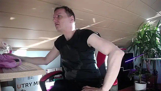 Snapshot of LackAddicted chatting on 01-14-25, 01:38 LackAddicted online show from 01-14-25, 01:38