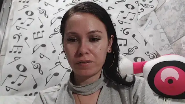 Venusluxodomme online show from 12-02-24, 03:26