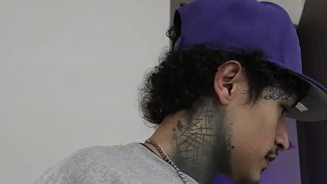 trieone online show from 11-20-25, 03:50