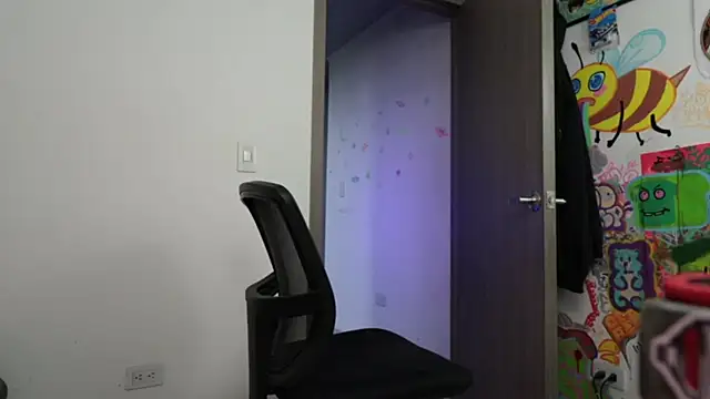 trieone online show from 01-11-26, 02:38