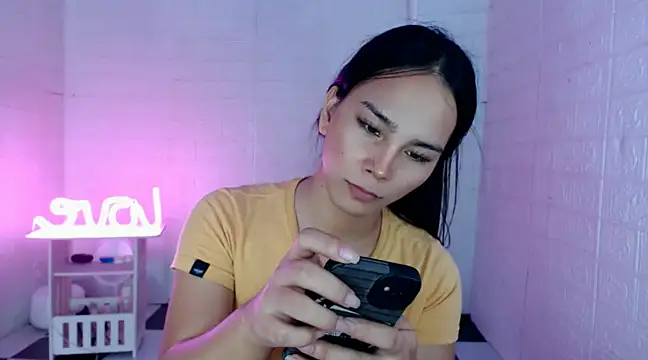 urnaughtydolly69 online show from 02-05-25, 01:22