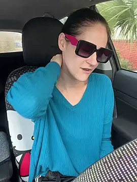 lolabunny9 online show from 02-06-25, 04:14