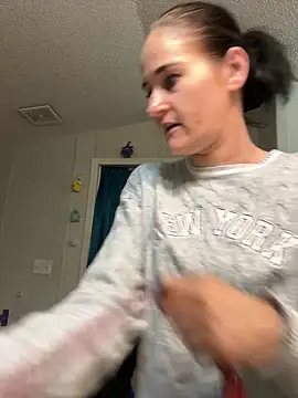 lolabunny9 online show from 03-13-25, 02:44