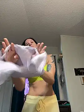 lolabunny9 online show from 03-19-25, 01:07