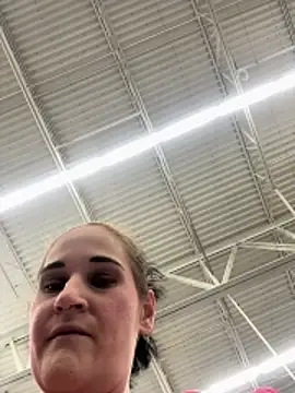 Snapshot of lolabunny9 chatting on 01-31-26, 07:11 lolabunny9 online show from 01-31-26, 07:11