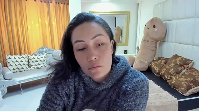 gaby trent online show from 11-04-25, 03:33