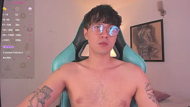 Snapshot of LeaneSeb chatting on 11-05-25, 07:47 LeaneSeb online show from 11-05-25, 07:47