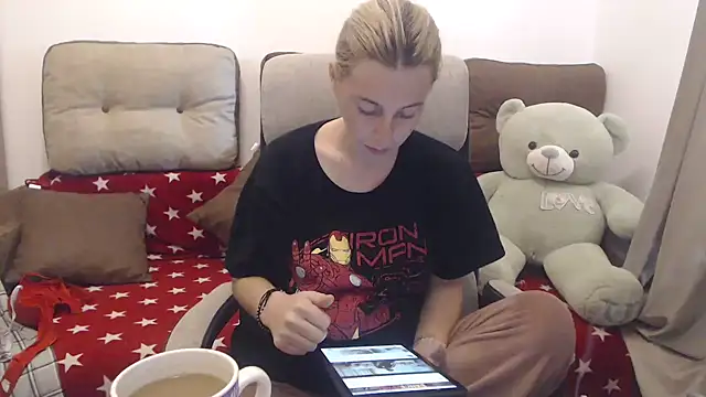 Aliss Hottie online show from 09-28-25, 07:03