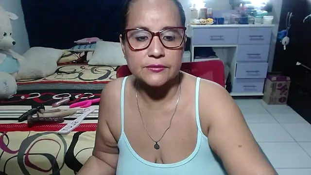 pervert mommy  online show from 04-01-26, 11:22