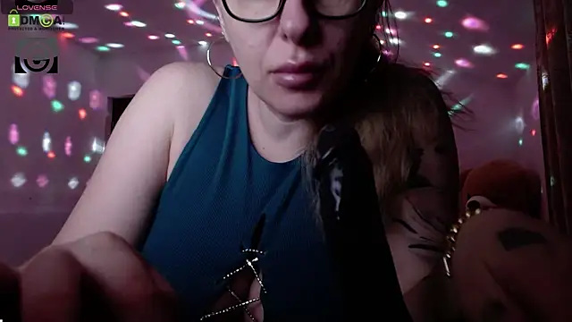 SonyaDevon online show from 12-28-24, 07:55