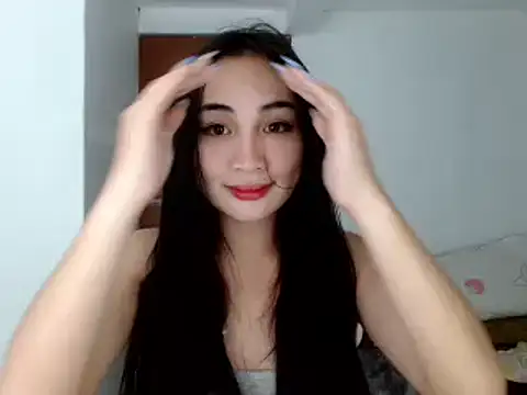 SweetLilly 18 online show from 12-06-24, 03:44