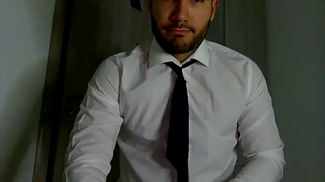 Snapshot of Justynn1 chatting on 10-19-25, 08:53 Justynn1 online show from 10-19-25, 08:53