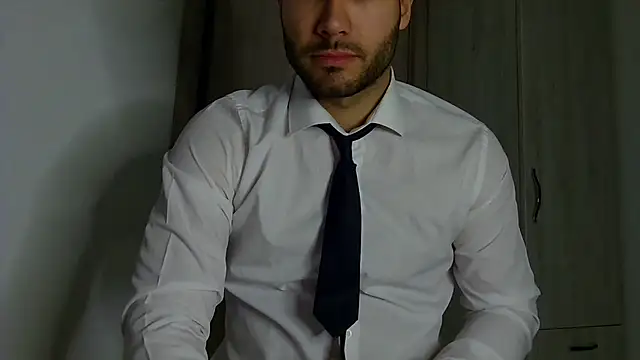 Snapshot of Justynn1 chatting on 10-20-25, 08:53 Justynn1 online show from 10-20-25, 08:53