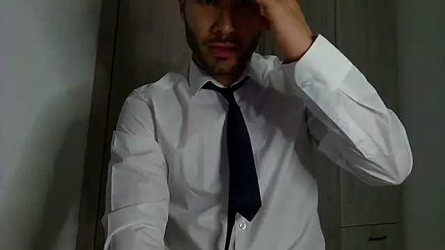 Snapshot of Justynn1 chatting on 10-30-25, 10:21 Justynn1 online show from 10-30-25, 10:21