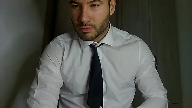 Snapshot of Justynn1 chatting on 04-06-26, 08:43 Justynn1 online show from 04-06-26, 08:43