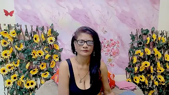 IndianAllure online show from 01-06-26, 05:33