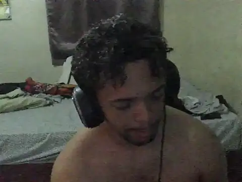 Snapshot of Rompeortoxxx chatting on 09-20-25, 03:18 Rompeortoxxx online show from 09-20-25, 03:18