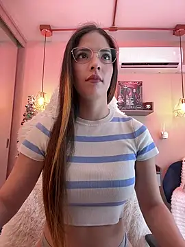 Zoe Bae online show from 12-12-24, 09:58