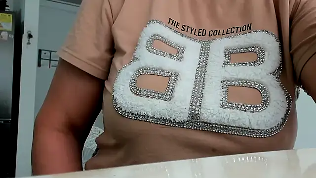 SexyCaitlynHot online show from 11-03-25, 03:57