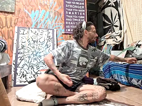 Toycockhot online show from 11-20-25, 01:50