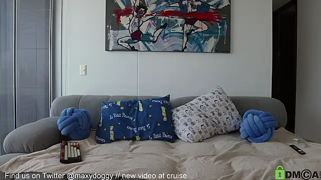maxdoggy1 online show from 12-08-24, 04:39