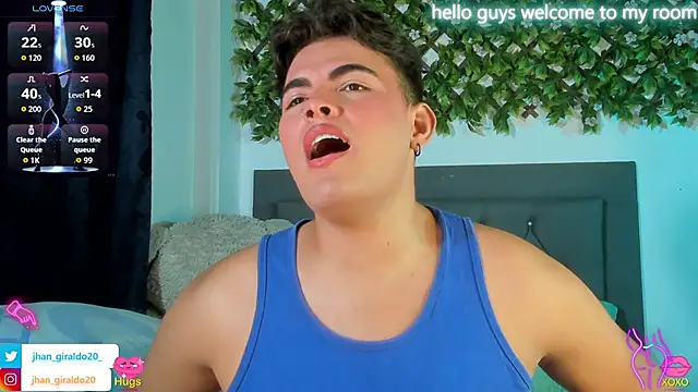 Snapshot of kamii_22 chatting on 12-15-25, 09:08 kamii 22 online show from 12-15-25, 09:08