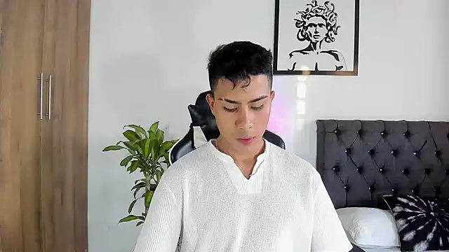 AlanNaughty online show from 11-22-25, 10:09