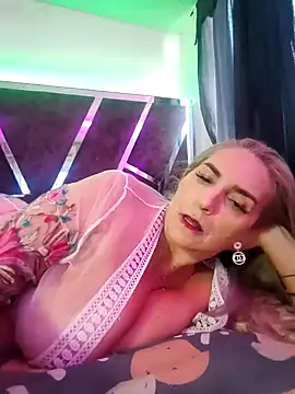 Snapshot of Lossexycacha chatting on 01-24-25, 08:54 Lossexycacha online show from 01-24-25, 08:54