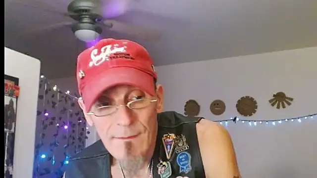 mycock2474u online show from 02-24-25, 10:26