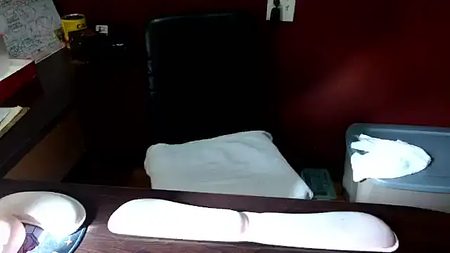 mycock2474u online show from 10-31-25, 09:05