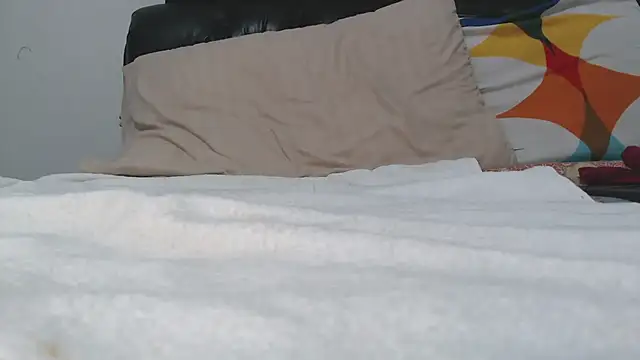 Snapshot of saaramiller chatting on 01-04-25, 06:19 saaramiller online show from 01-04-25, 06:19