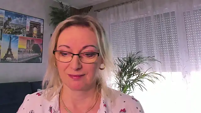 Snapshot of vanessa_chat chatting on 03-26-26, 02:22 vanessa chat online show from 03-26-26, 02:22