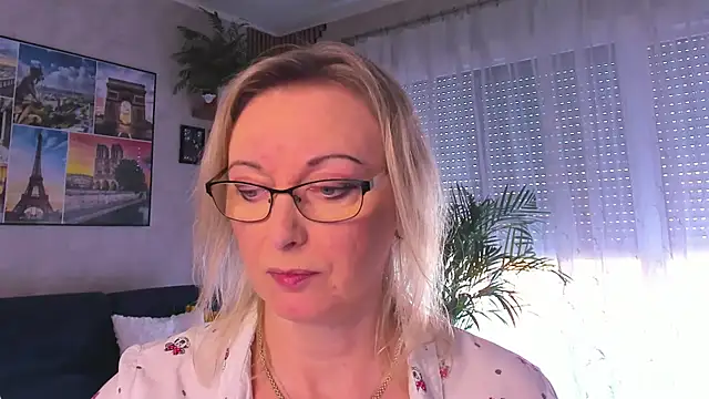 Snapshot of vanessa_chat chatting on 04-09-26, 01:38 vanessa chat online show from 04-09-26, 01:38