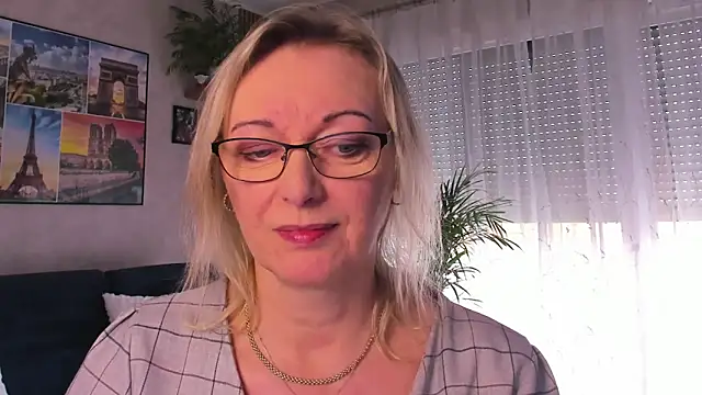 Snapshot of vanessa_chat chatting on 04-14-26, 01:39 vanessa chat online show from 04-14-26, 01:39